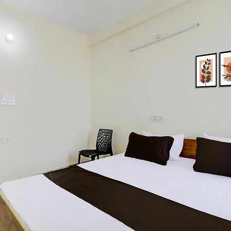 Hotel O Rn Chinhat Exterior foto