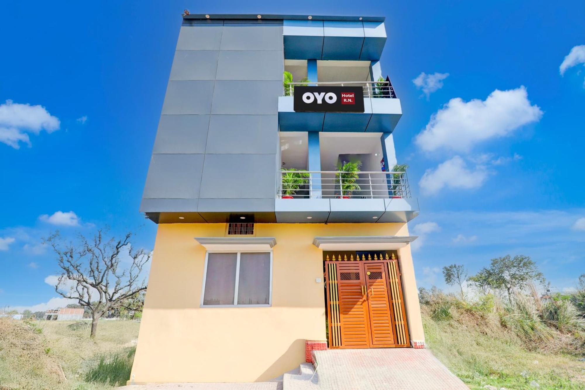 Hotel O Rn Chinhat Exterior foto